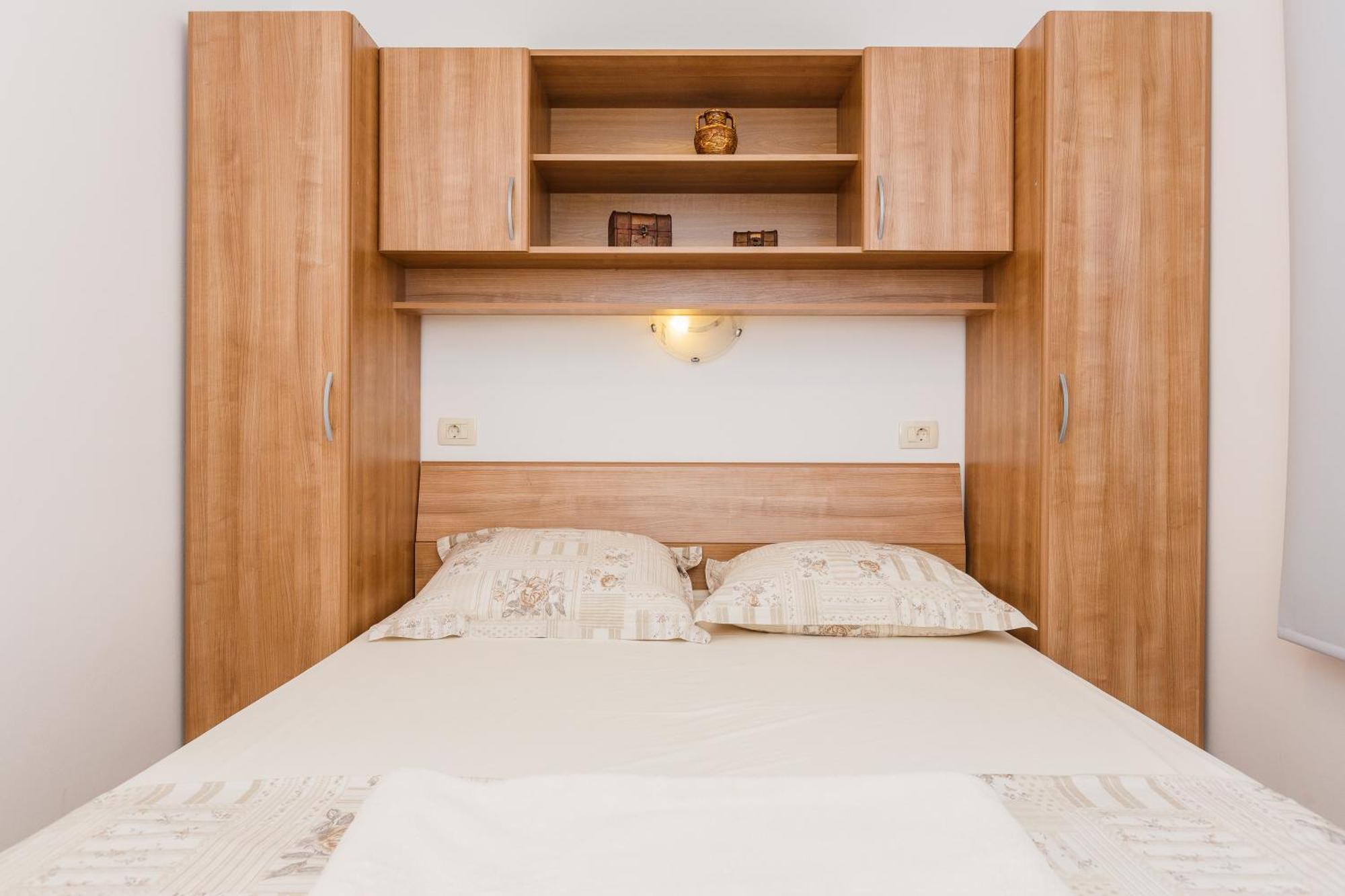 Apartments Viljac 特罗吉尔 外观 照片