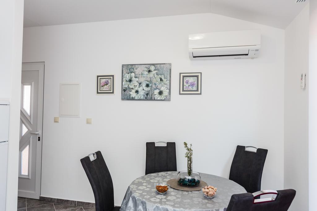 Apartments Viljac 特罗吉尔 客房 照片