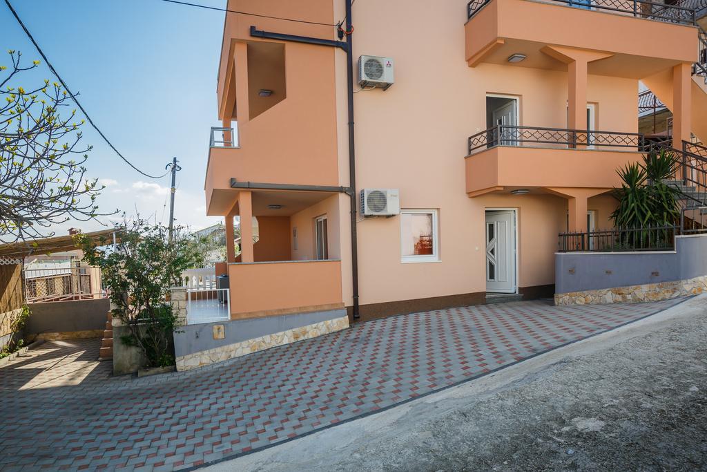 Apartments Viljac 特罗吉尔 外观 照片